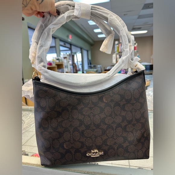 Coach satchel. X - Picture 2 of 9